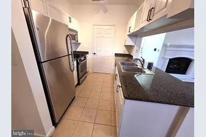 12921 Centre Park Circle #206, Herndon, VA 20171 - Photo 11
