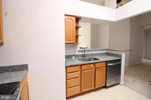 7509 Ashby Ln, Alexandria, VA 22315 - Photo 3