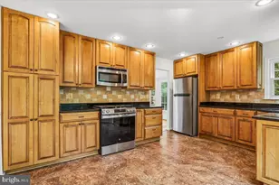 13159 Ladybank Ln, Herndon, VA 20171 - Photo 15