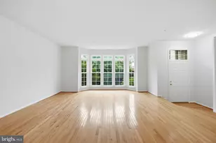 4118 Leclair Ct, Fairfax, VA 22033 - Photo 5