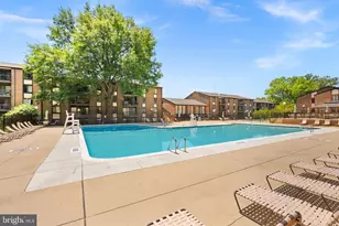 9713 Kings Crown Ct, Fairfax, VA 22031 - Photo 19