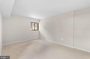 9713 Kings Crown Ct, Fairfax, VA 22031 - Photo 33