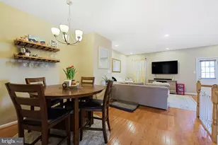 14215 Beddingfield Way, Centreville, VA 20121 - Photo 7