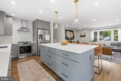 15011 Tarleton Drive, Centreville, VA 20120 - Photo 23