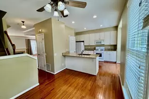 7504 Lamoyne Ct, Alexandria, VA 22315 - Photo 15