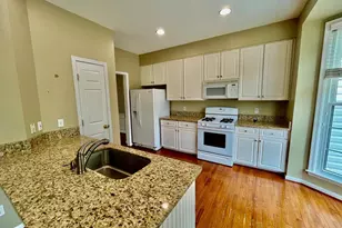 7504 Lamoyne Ct, Alexandria, VA 22315 - Photo 17