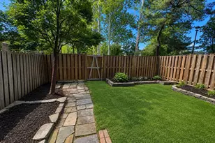 14708 Basingstoke Loop, Centreville, VA 20120 - Photo 3
