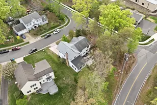 8664 Pohick Forest Ct, Springfield, VA 22153 - Photo 3