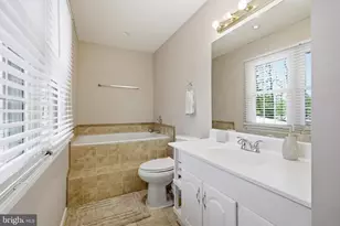 8664 Pohick Forest Ct, Springfield, VA 22153 - Photo 27