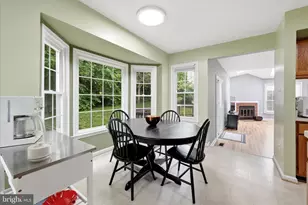 12014 Sugarland Valley Dr, Herndon, VA 20170 - Photo 25