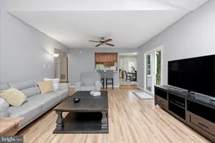 12014 Sugarland Valley Dr, Herndon, VA 20170 - Photo 23