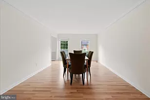 12014 Sugarland Valley Dr, Herndon, VA 20170 - Photo 11
