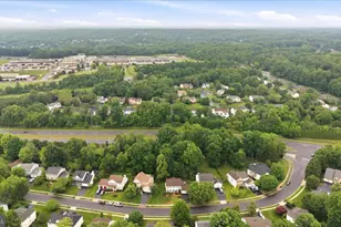 12014 Sugarland Valley Dr, Herndon, VA 20170 - Photo 63