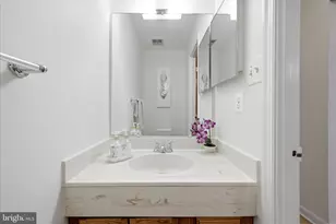 12014 Sugarland Valley Dr, Herndon, VA 20170 - Photo 31
