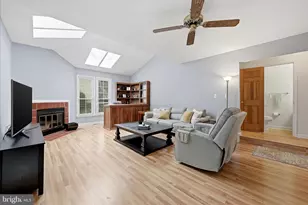 12014 Sugarland Valley Dr, Herndon, VA 20170 - Photo 15