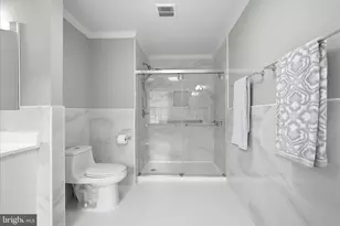 12014 Sugarland Valley Dr, Herndon, VA 20170 - Photo 47
