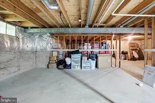 12014 Sugarland Valley Dr, Herndon, VA 20170 - Photo 51