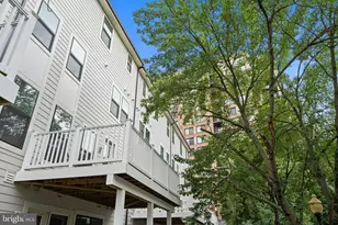 5684 Stephanie Tessa Way, Alexandria, VA 22303 - Photo 23