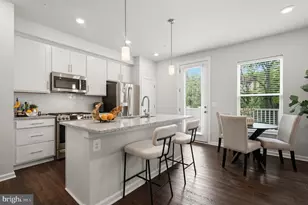 5684 Stephanie Tessa Way, Alexandria, VA 22303 - Photo 11