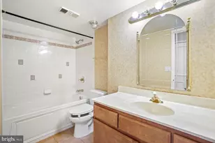5903 Mt Eagle Dr, Alexandria, VA 22303 - Photo 45