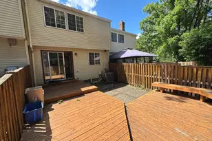 10303 Granite Creek Ln, Oakton, VA 22124 - Photo 19