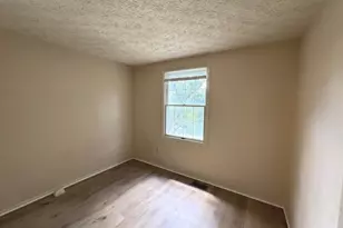 10303 Granite Creek Ln, Oakton, VA 22124 - Photo 17
