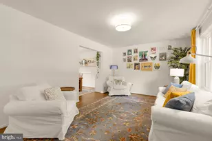 10103 Dundalk St, Fairfax, VA 22032 - Photo 5