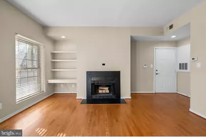 12151 Penderview Lane #2026, Fairfax, VA 22033 - Photo 3