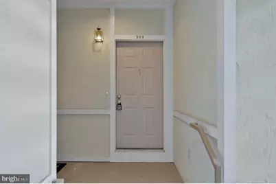 12905 Alton Square #203, Herndon, VA 20170 - Photo 5