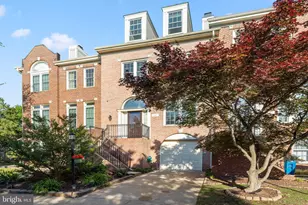 5529 Sully Lake Dr, Centreville, VA 20120 - Photo 11