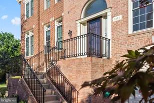 5529 Sully Lake Dr, Centreville, VA 20120 - Photo 5