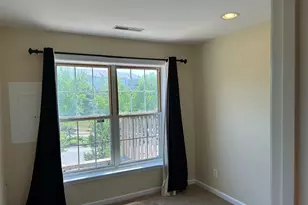 6391 Hawk View Ln, Alexandria, VA 22312 - Photo 15