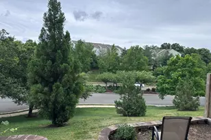 6391 Hawk View Ln, Alexandria, VA 22312 - Photo 23