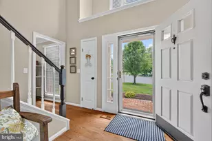 15490 Waters Creek Dr, Centreville, VA 20120 - Photo 11