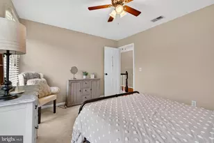 15490 Waters Creek Dr, Centreville, VA 20120 - Photo 49
