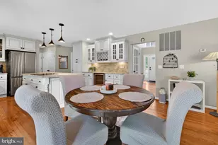 15490 Waters Creek Dr, Centreville, VA 20120 - Photo 29