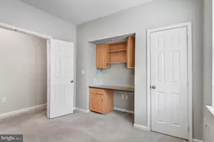 12120 Garden Ridge Ln, Fairfax, VA 22030 - Photo 17