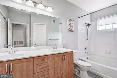 12120 Garden Ridge Lane #204, Fairfax, VA 22030 - Photo 7