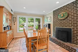 12715 Taustin Ln, Herndon, VA 20170 - Photo 15