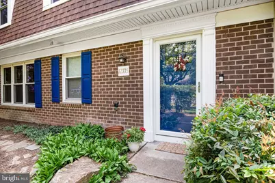 12715 Taustin Lane, Herndon, VA 20170 - Photo 3