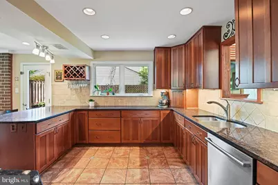 12715 Taustin Lane, Herndon, VA 20170 - Photo 11