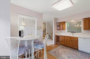 14609 Creek Valley Ct, Centreville, VA 20120 - Photo 9