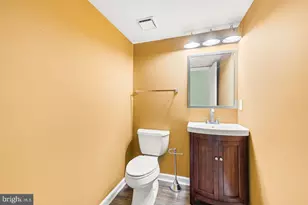 8309 Linden Oaks Ct, Lorton, VA 22079 - Photo 29