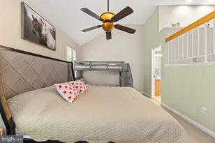 8309 Linden Oaks Ct, Lorton, VA 22079 - Photo 11
