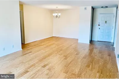 8380 Greensboro Drive #519, McLean, VA 22102 - Photo 3