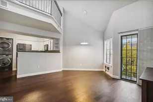 7012 Irwell Ln, Alexandria, VA 22315 - Photo 5