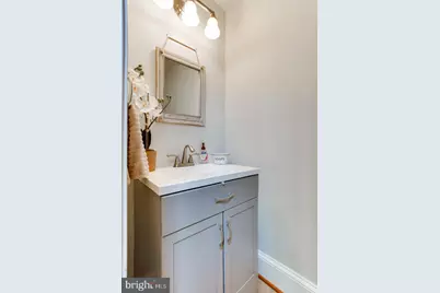 5407 Helm Court, Fairfax, VA 22032 - Photo 9