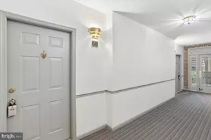 7718 Lafayette Forest Dr, Annandale, VA 22003 - Photo 5