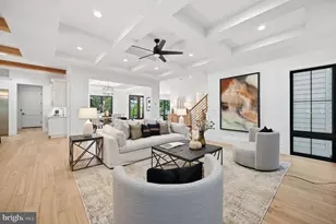 701 Meadow Ln SW, Vienna, VA 22180 - Photo 5