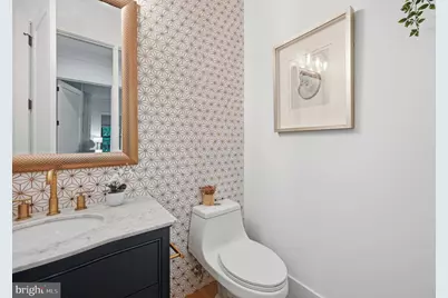701 Meadow Lane SW, Vienna, VA 22180 - Photo 35